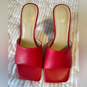 MARC FISHER Sqaure Toe Slide Sandals